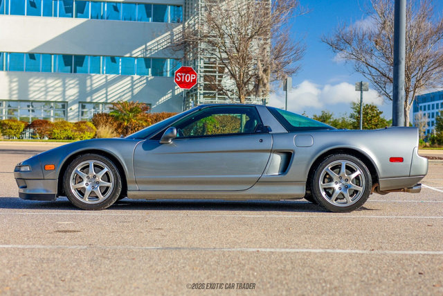 Used 1999 Acura NSX T image 3