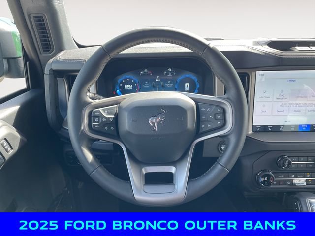 New 2025 Ford Bronco Outer Banks w/ Sasquatch Package image 12