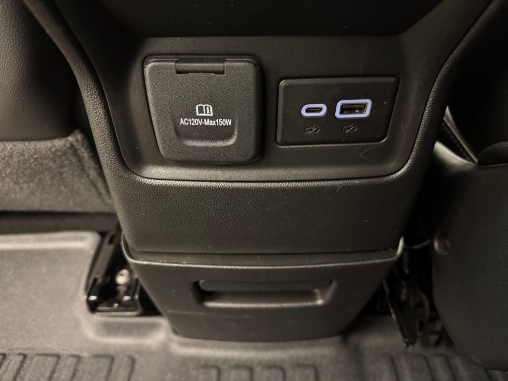 Used 2023 GMC Acadia SLT AWD/4WD image 19