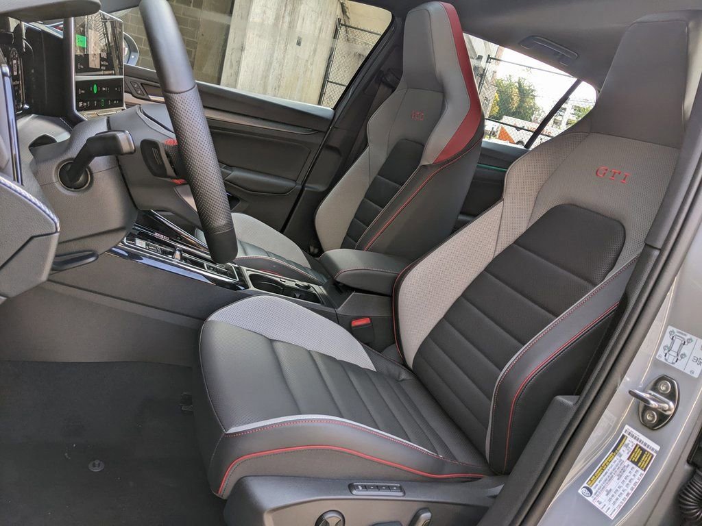 New 2025 Volkswagen GTI SE image 10