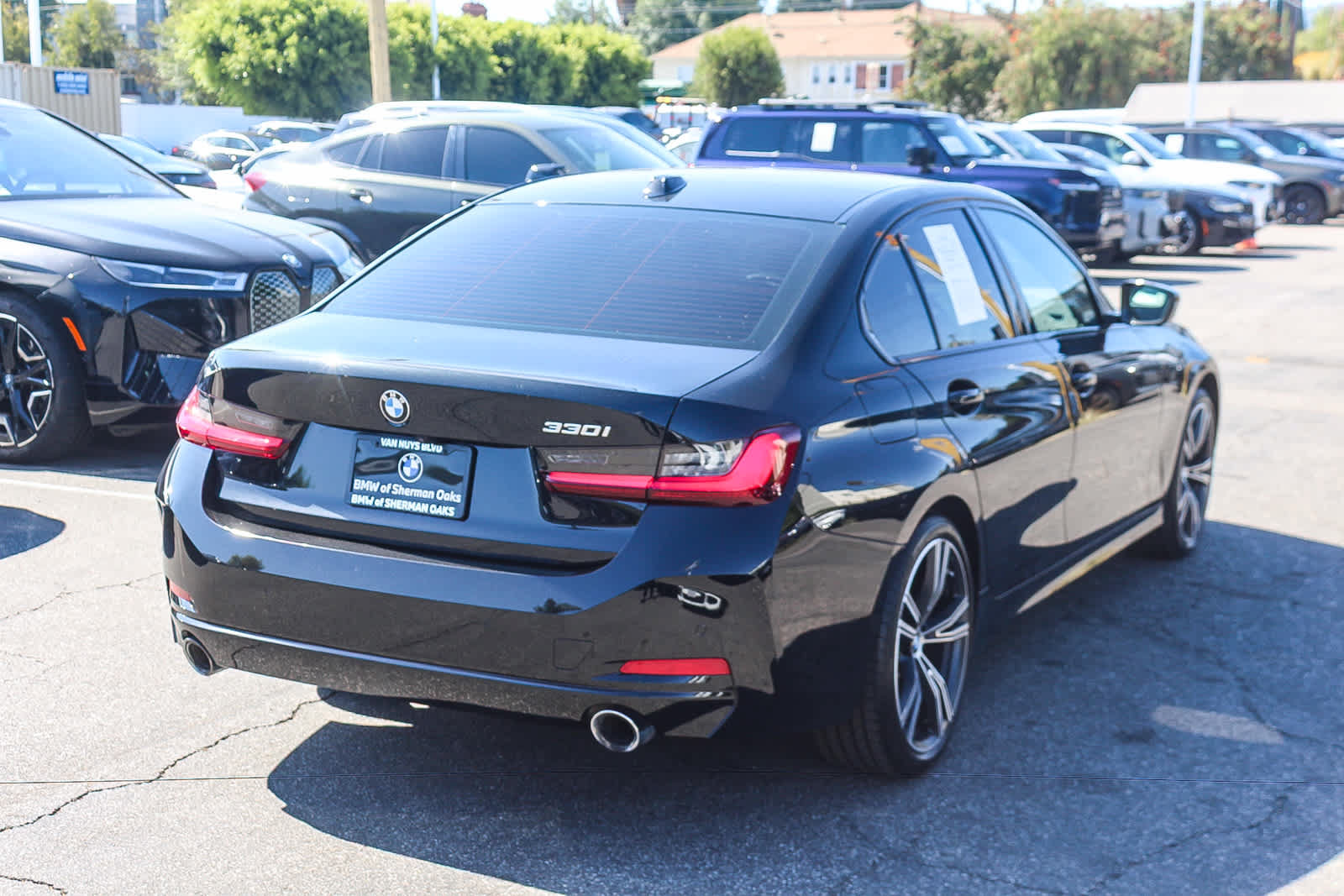 Certified 2023 BMW 330i Sedan w/ Premium Package RWD image 4