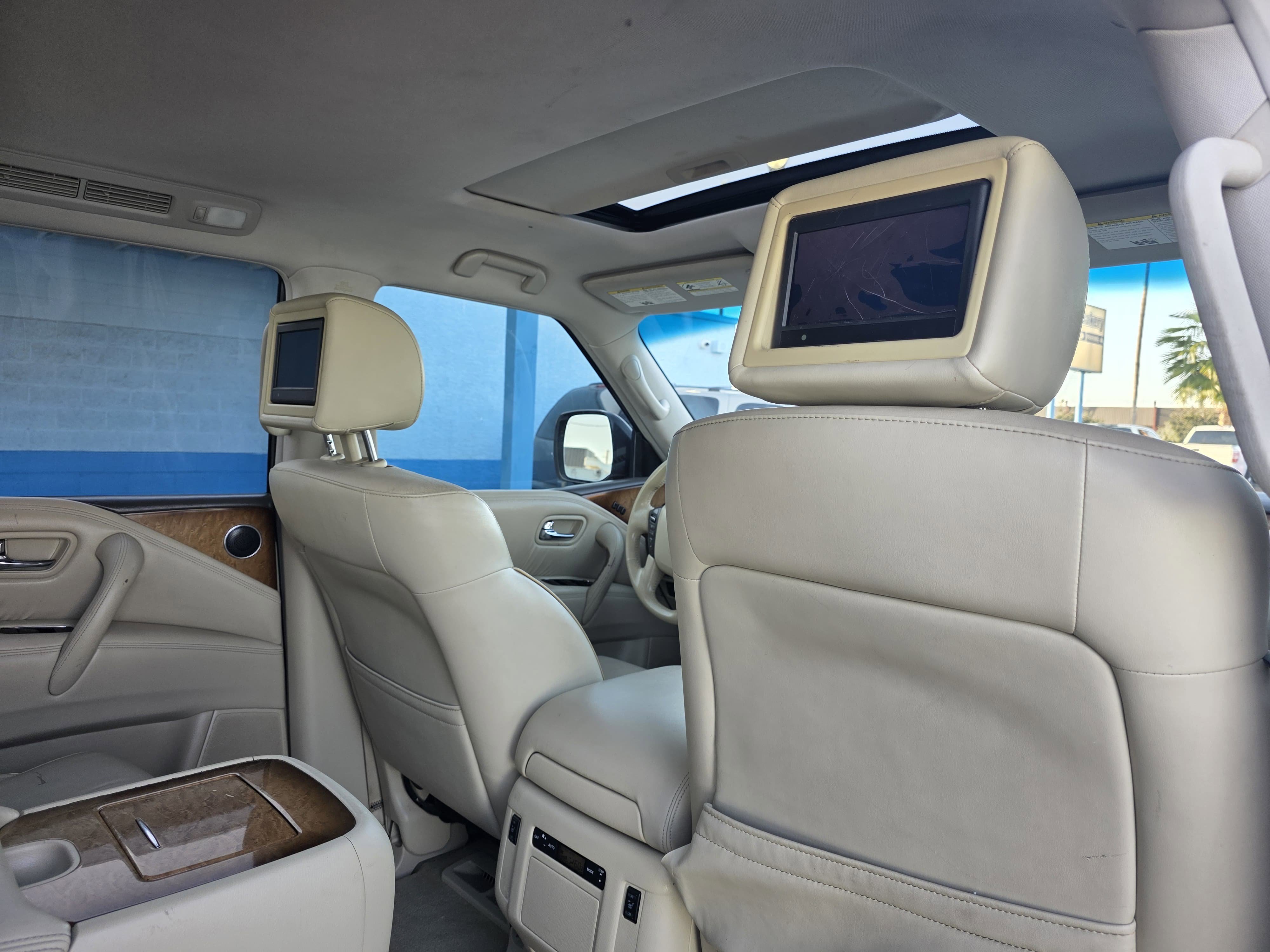 Used 2012 INFINITI QX56 2WD 4dr 7-passenger w/ Theater Pkg image 20
