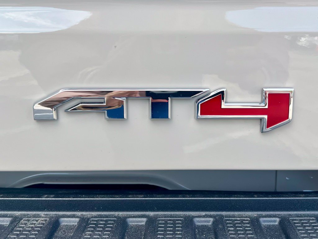New 2026 GMC Sierra 1500 AT4 w/ AT4 Premium Package AWD/4WD image 10