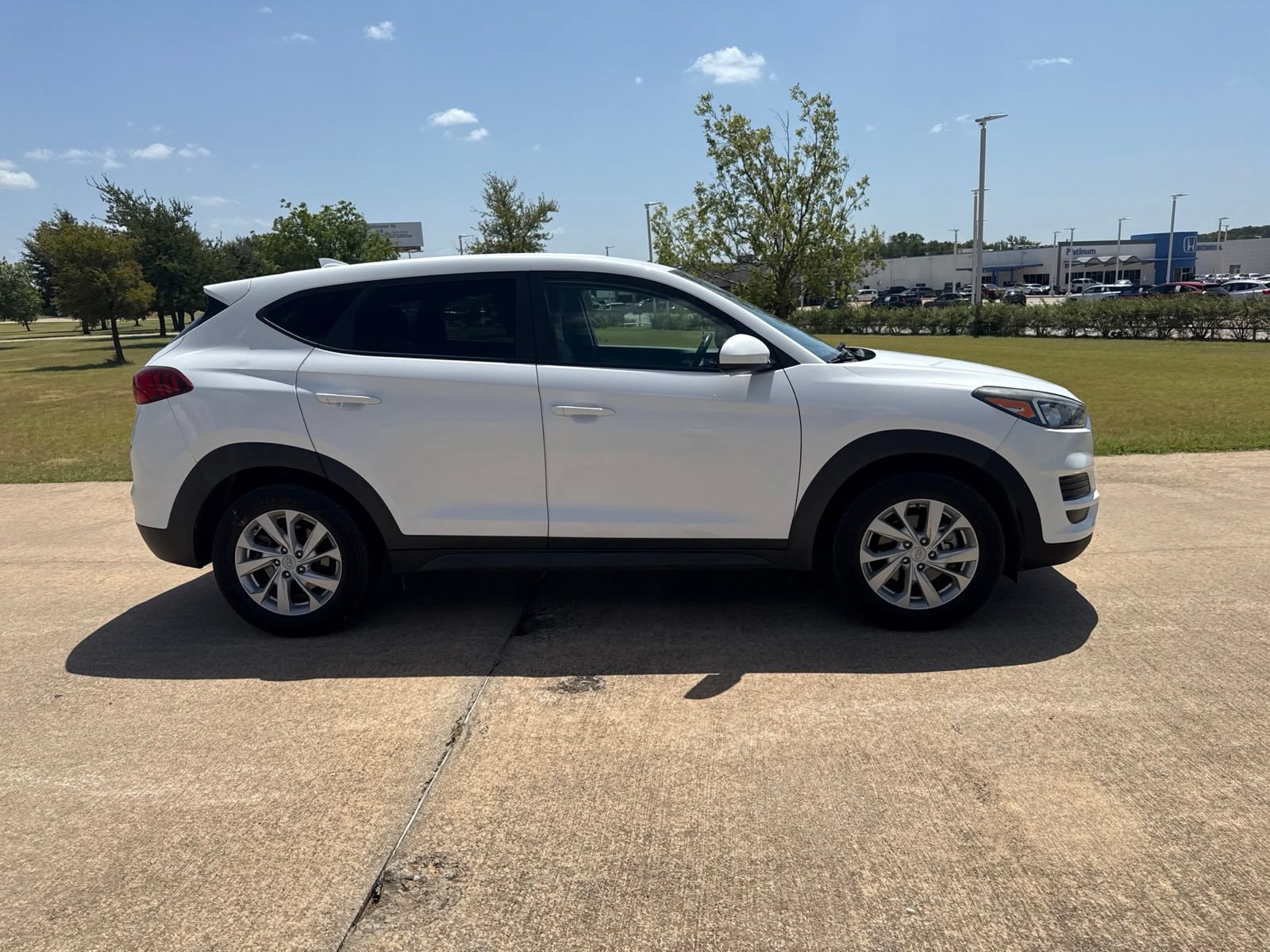 Used 2020 Hyundai Tucson SE w/ Cargo Package FWD image 14