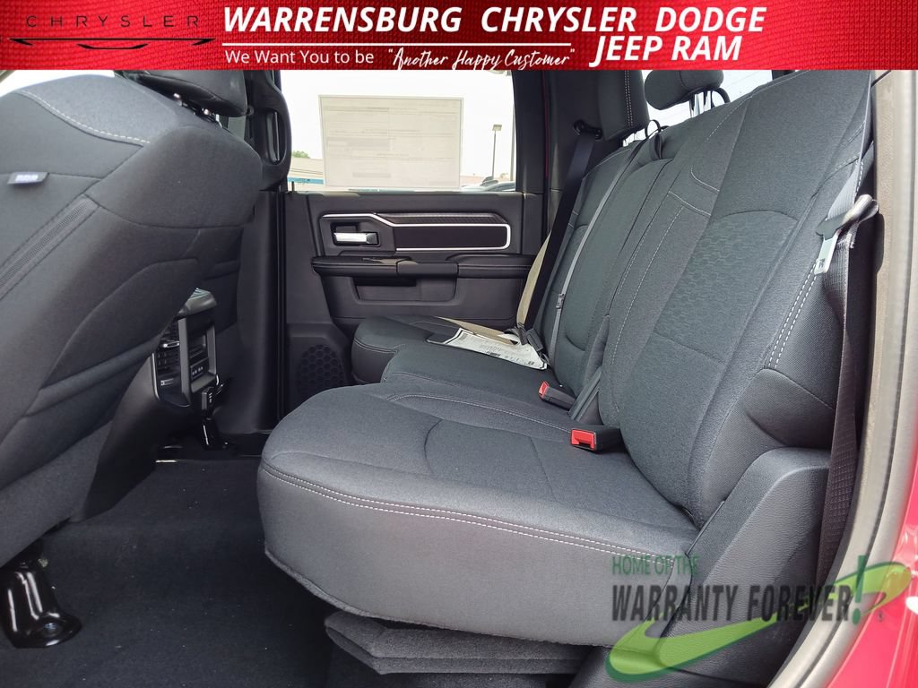 New 2026 RAM 2500 Big Horn AWD/4WD image 14