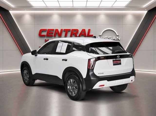 Used 2026 Nissan Kicks S w/ Charging Package FWD image 3