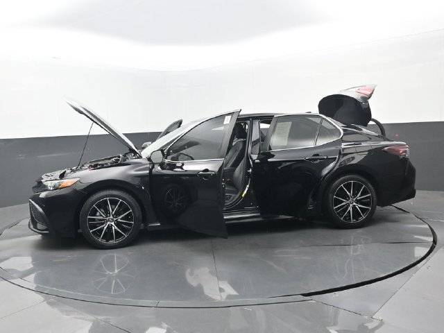 Used 2024 Toyota Camry SE FWD image 36