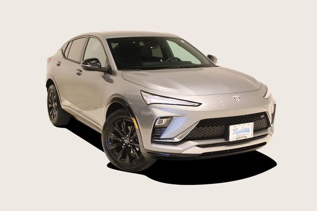 Used 2024 Buick Envista Sport Touring image 2