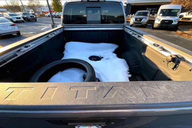 Used 2021 Nissan Titan SV w/ SV Convenience Package image 21