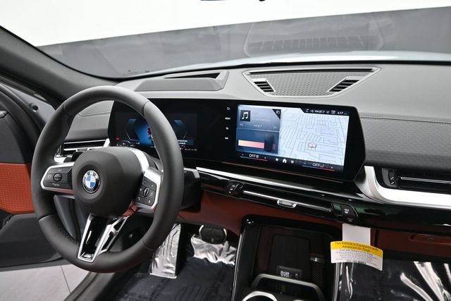 New 2026 BMW X2 xDrive28i w/ Technology Package AWD/4WD image 17