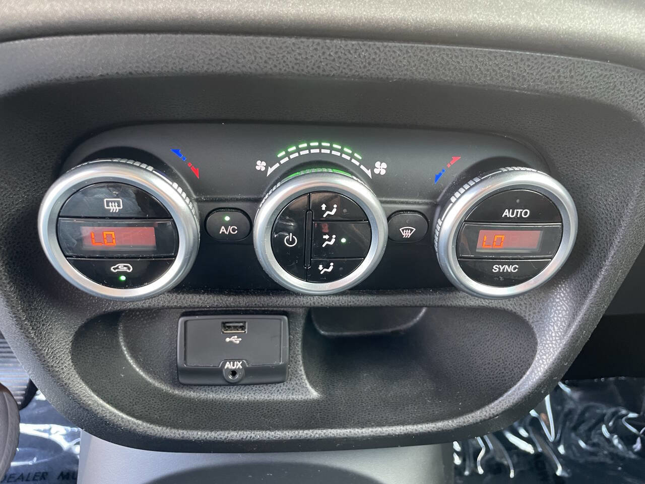 Used 2015 FIAT 500L Trekking image 20