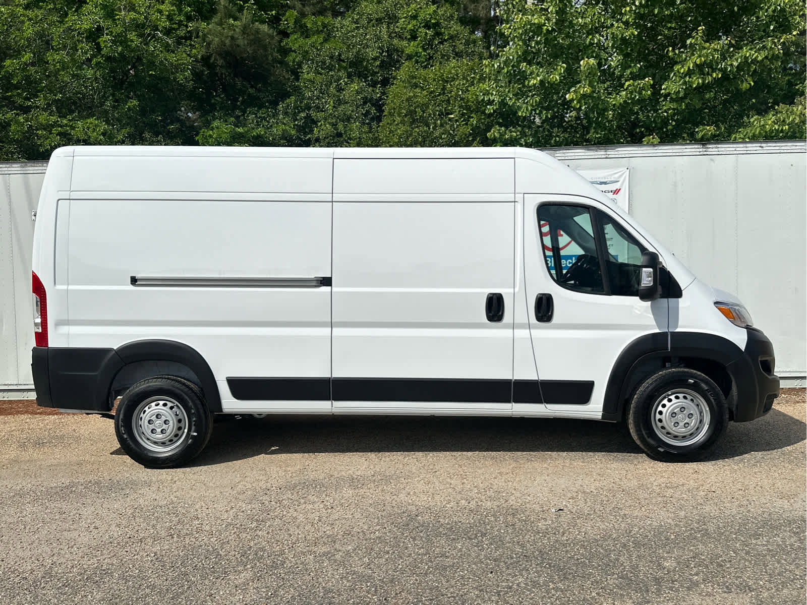 New 2025 RAM ProMaster 2500 image 2
