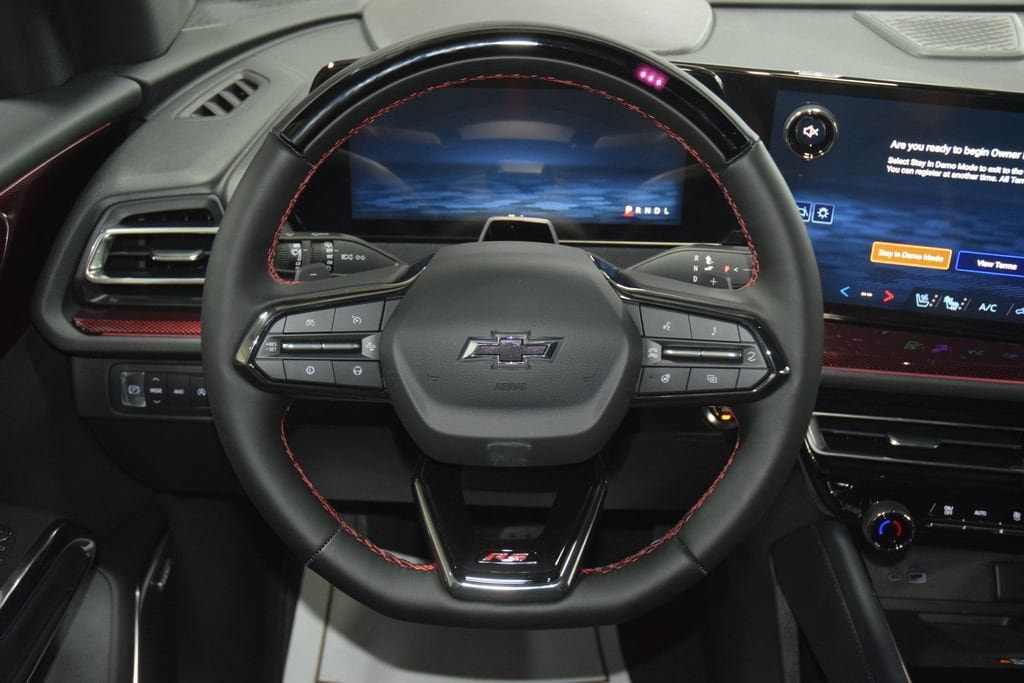 New 2026 Chevrolet Traverse RS AWD/4WD image 37