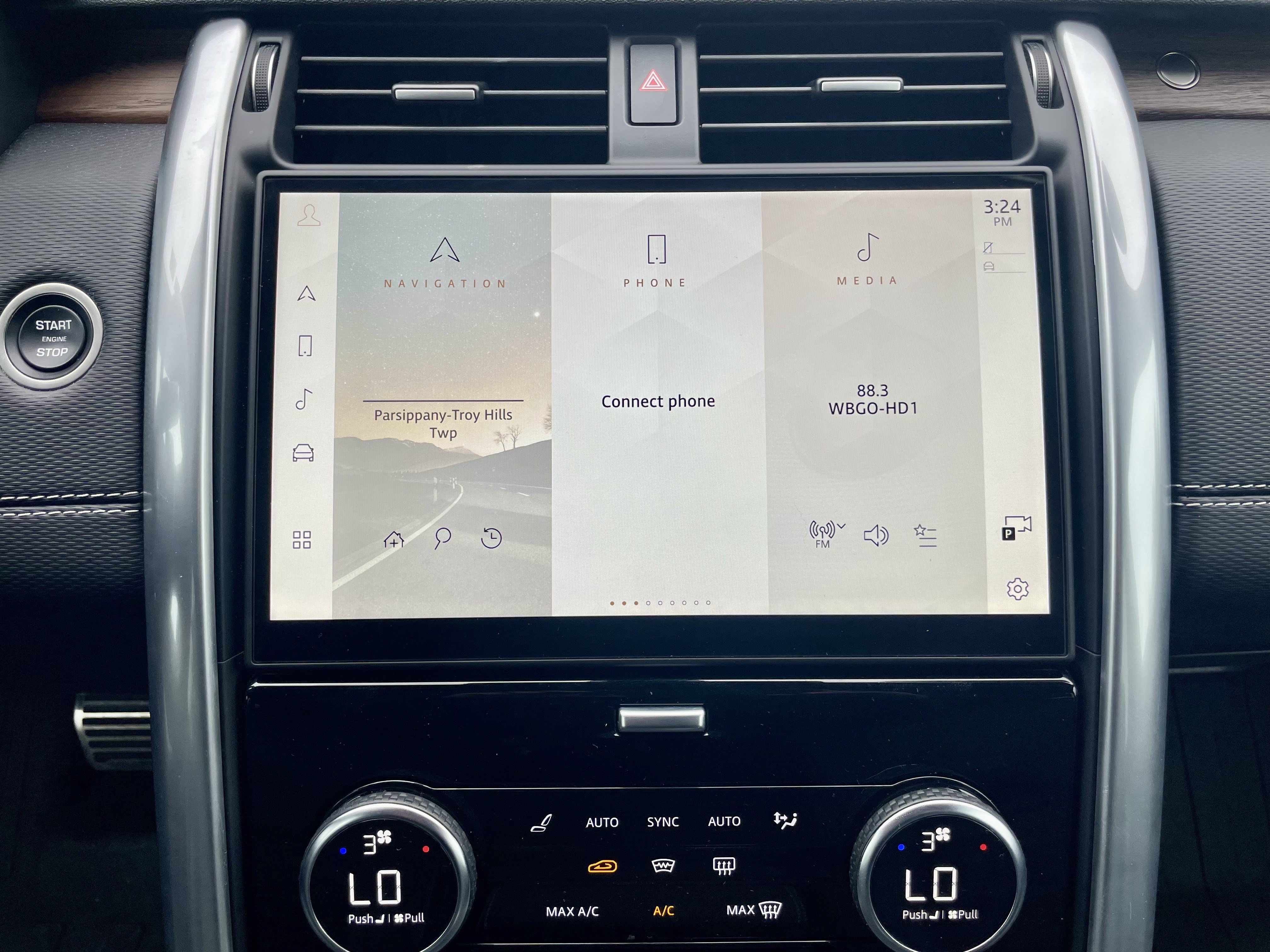 Certified 2025 Land Rover Discovery Dynamic SE AWD/4WD image 19