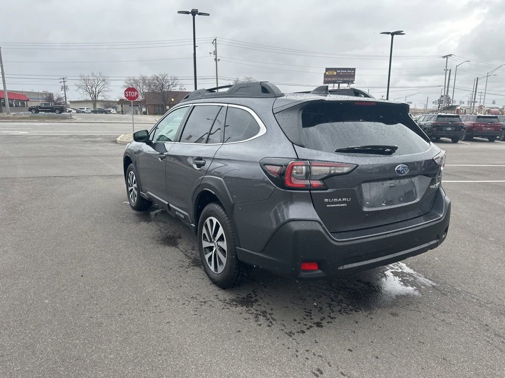 Certified 2025 Subaru Outback Premium w/ Popular Package #1A AWD/4WD image 4