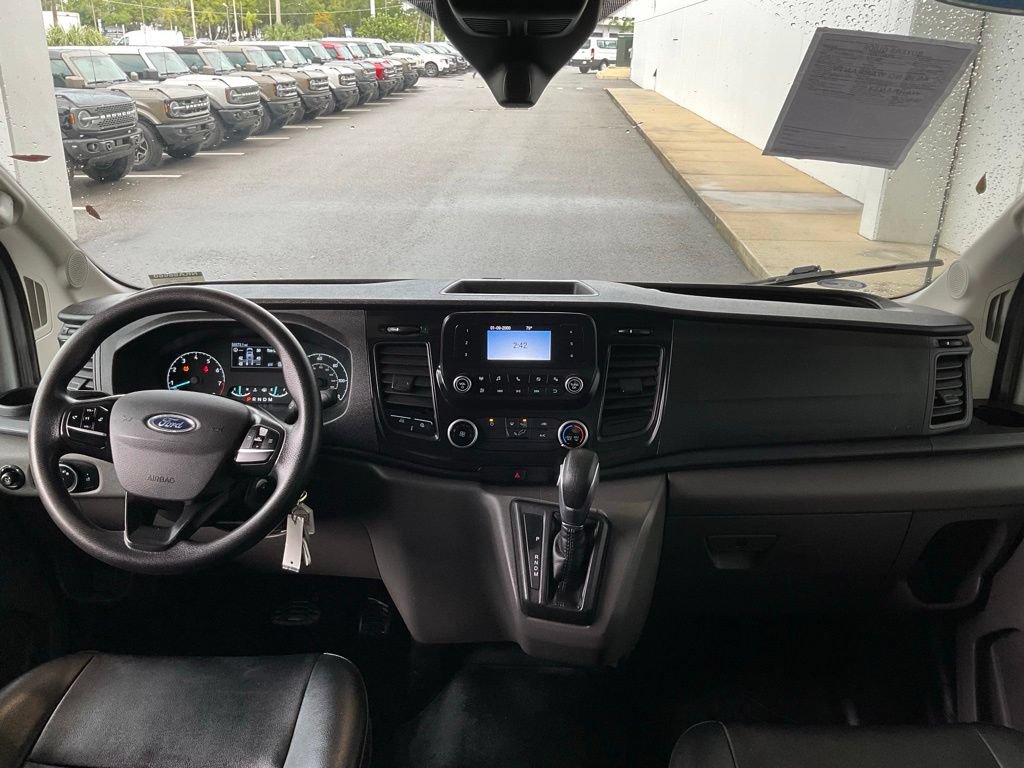 Used 2022 Ford Transit 350 DRW RWD image 17