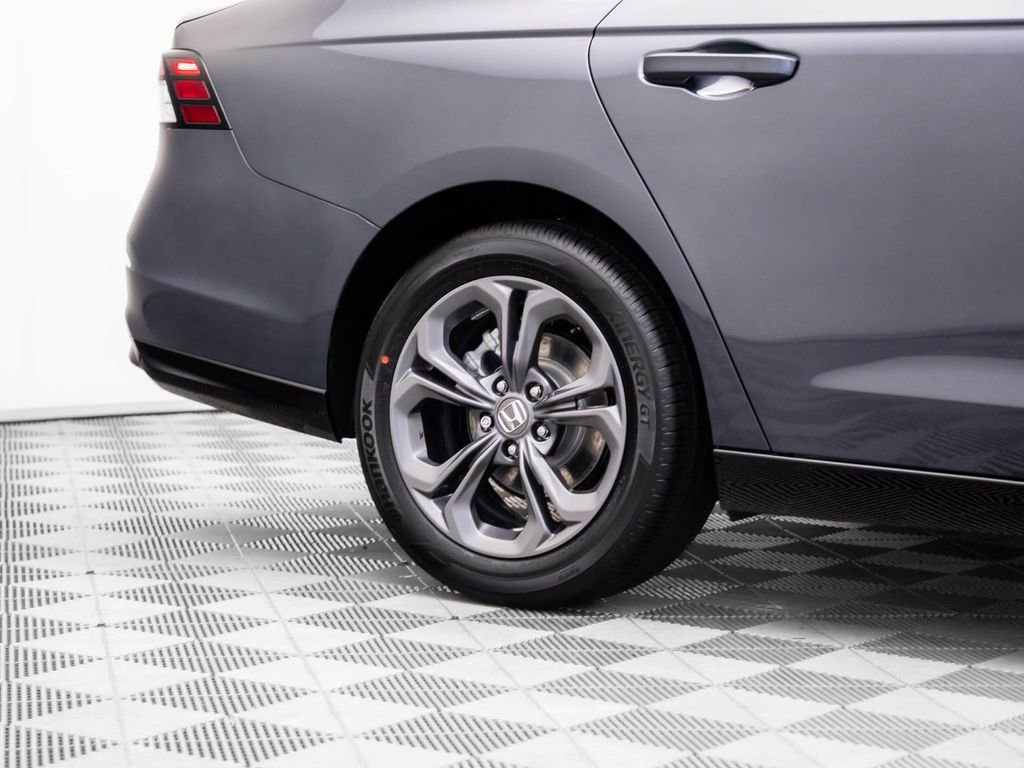 New 2025 Honda Accord EX-L image 32