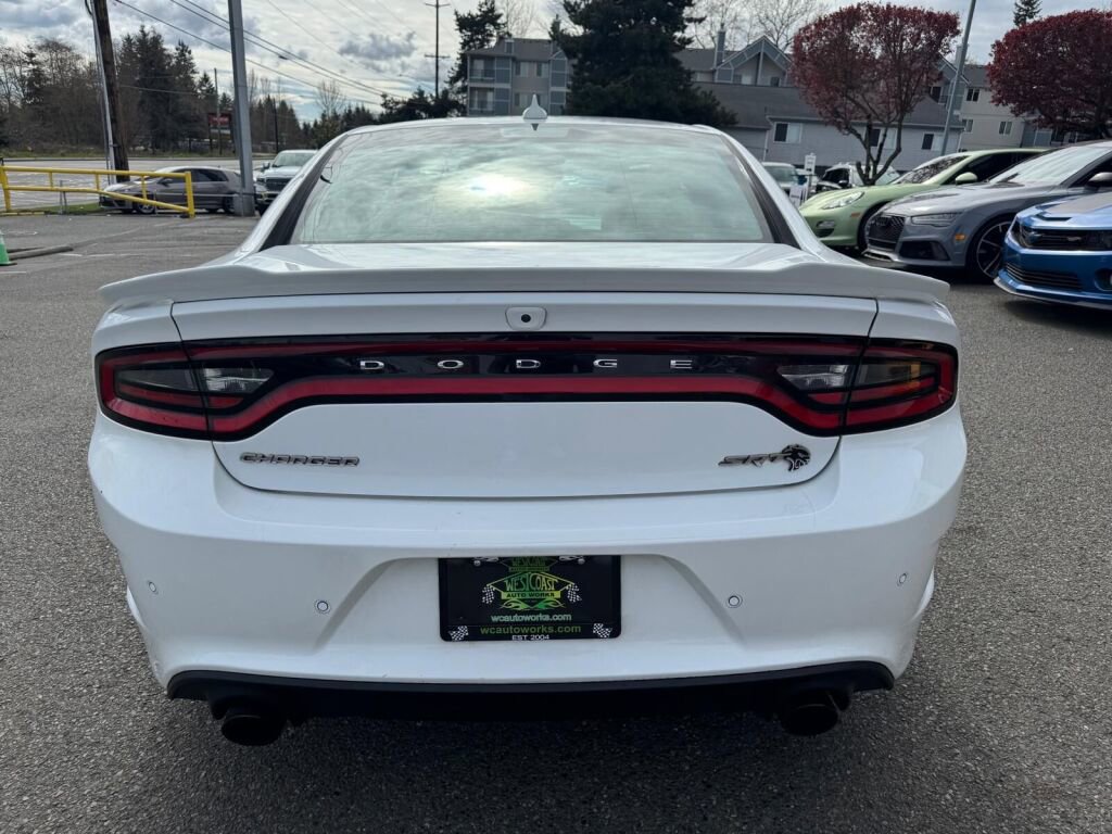 Used 2019 Dodge Charger SRT Hellcat w/ Navigation & Travel Group image 4