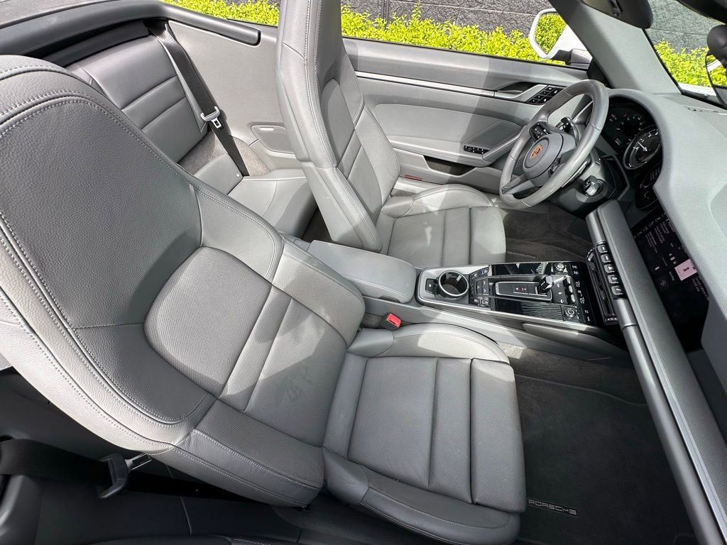Used 2020 Porsche 911 Carrera image 35