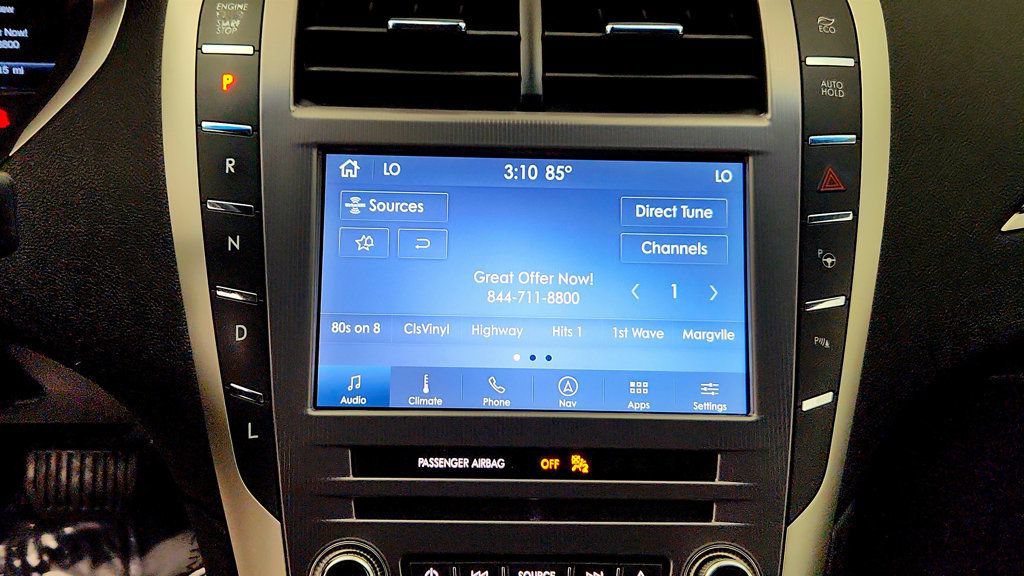 Used 2020 Lincoln MKZ Reserve FWD image 19