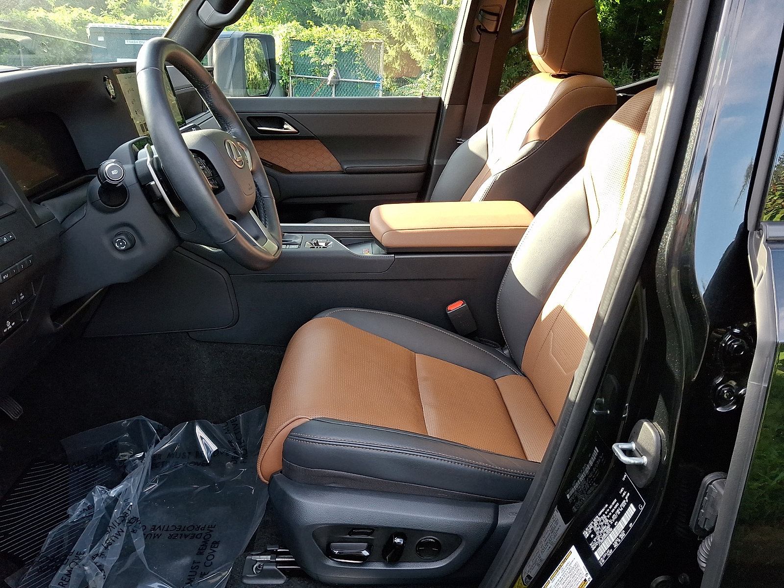 Certified 2024 Lexus GX 550 w/ Accessory Package (Z1) AWD/4WD image 14