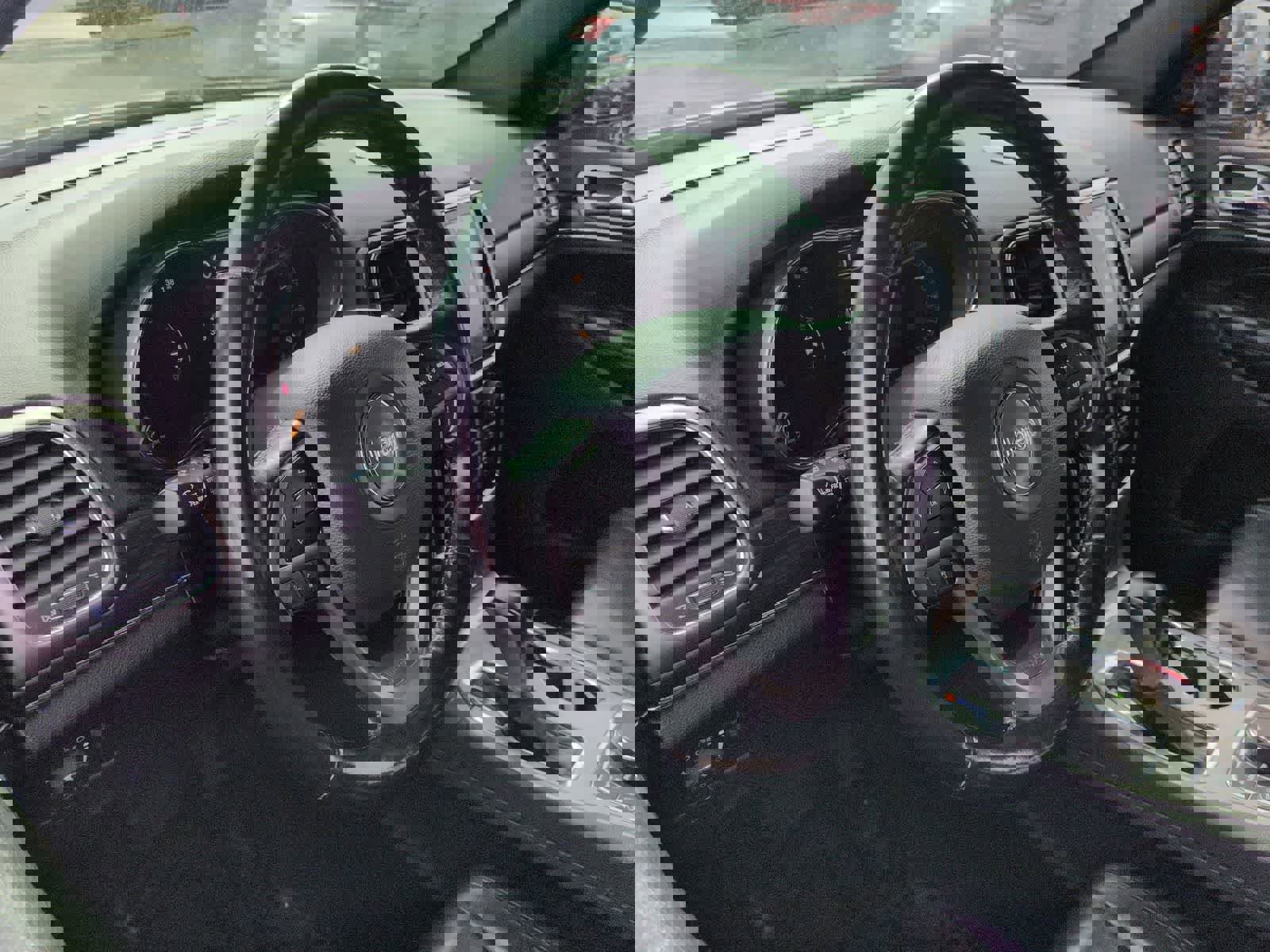 Certified 2020 Jeep Grand Cherokee Limited image 10