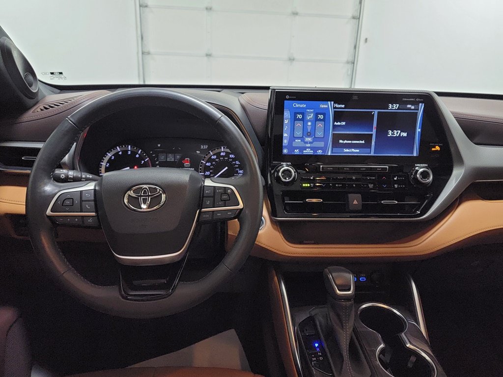 Used 2022 Toyota Highlander Platinum AWD/4WD image 12