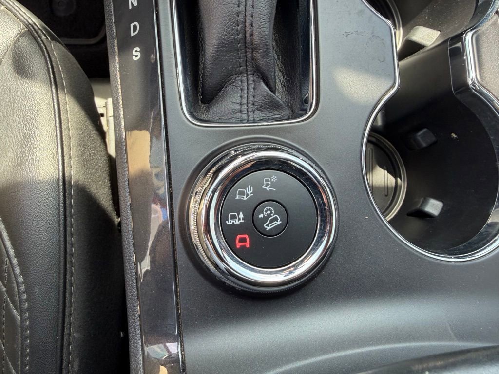 Used 2019 Ford Explorer Platinum AWD/4WD image 25
