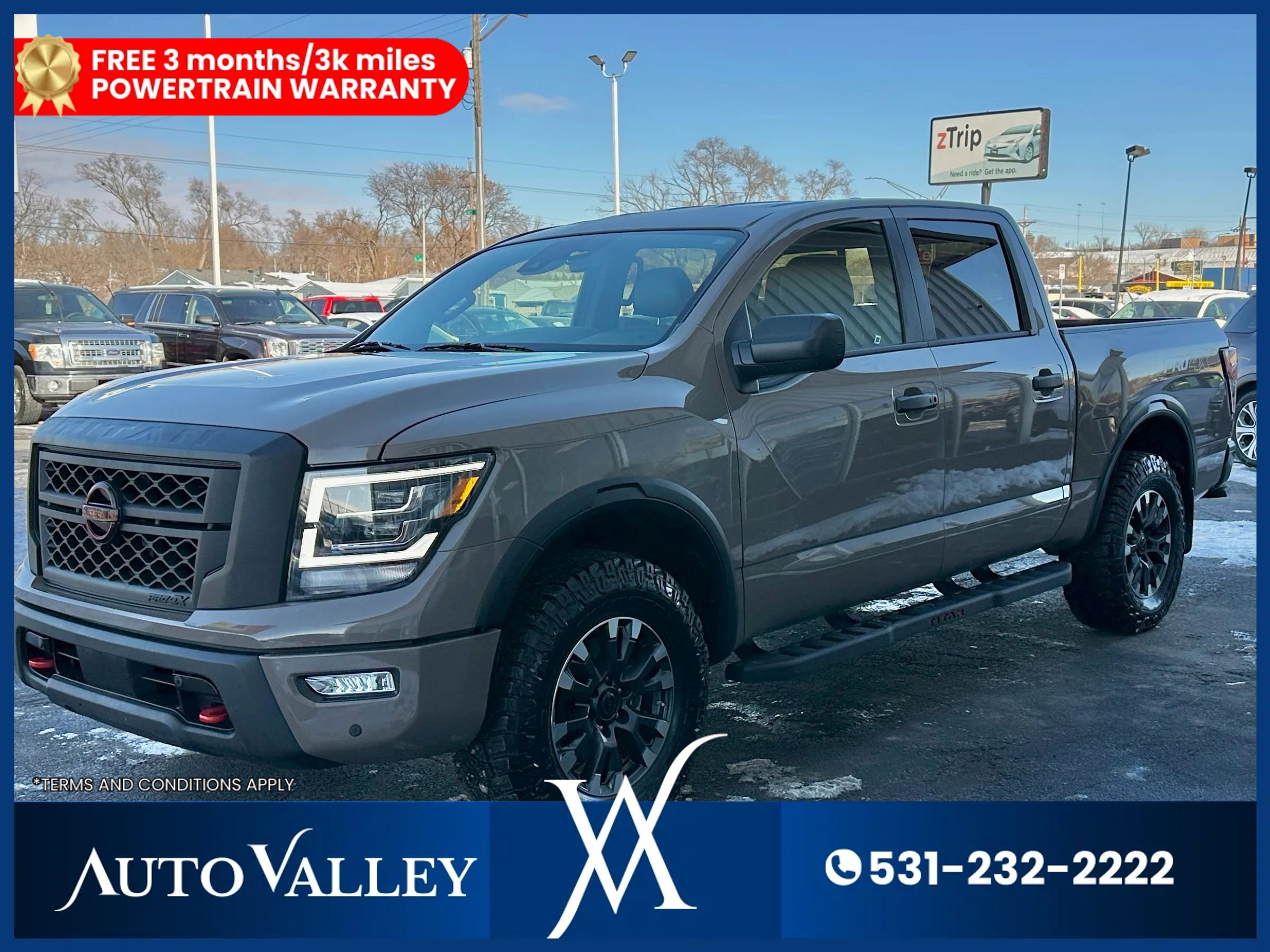 Used 2024 Nissan Titan PRO-4X w/ Pro-4x Utility Package image 3