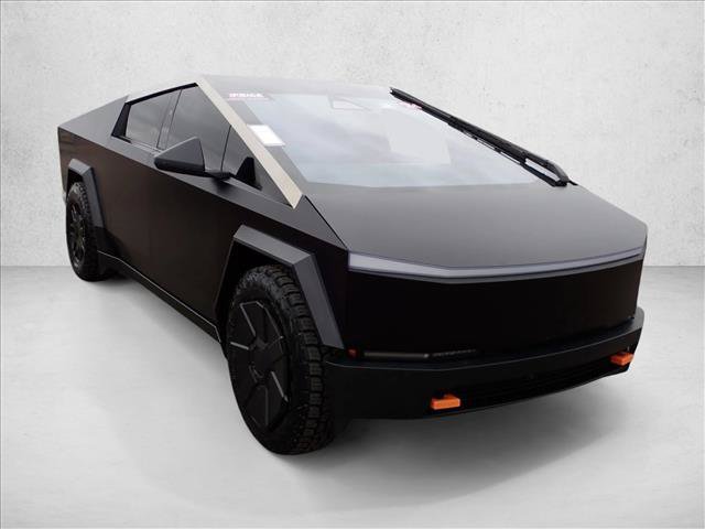 Used 2024 Tesla Cybertruck AWD Crew Cab image 4