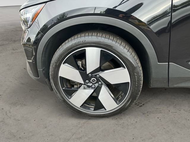 Used 2024 Volvo C40 P8 Recharge Ultimate w/ Protection Package Premier image 14