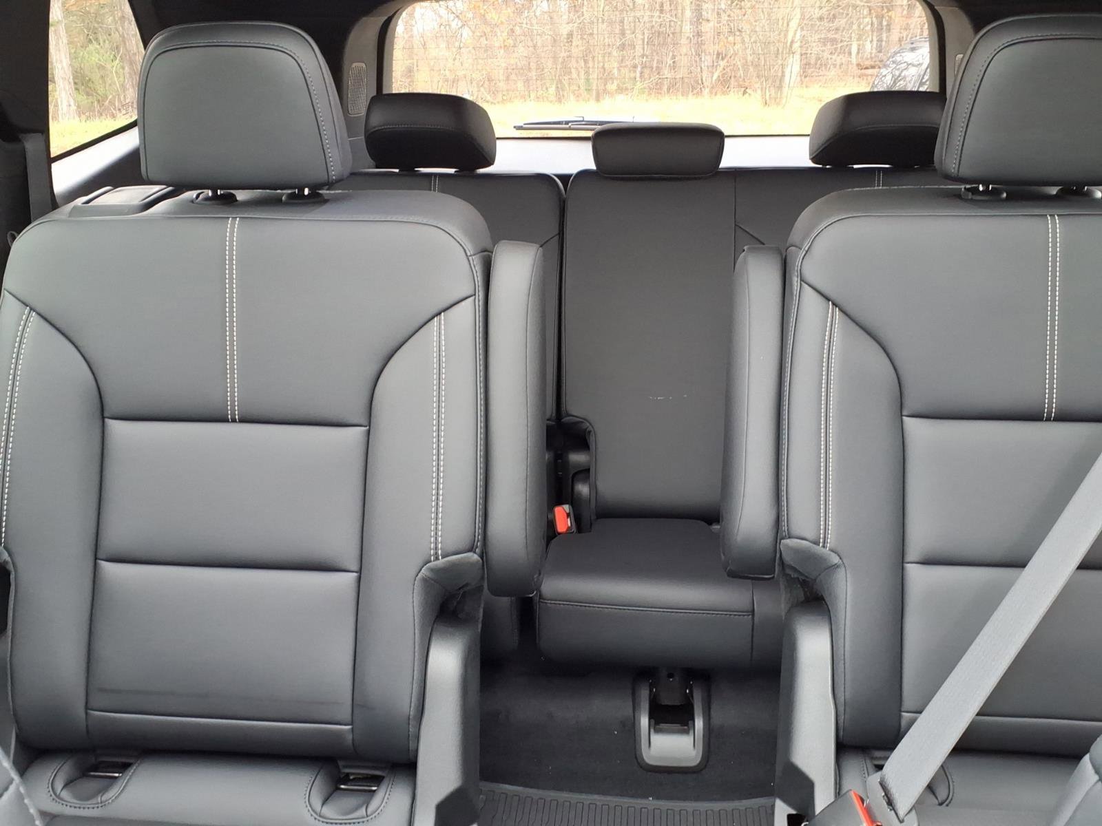 New 2026 GMC Acadia Elevation w/ Black Edition AWD/4WD image 5