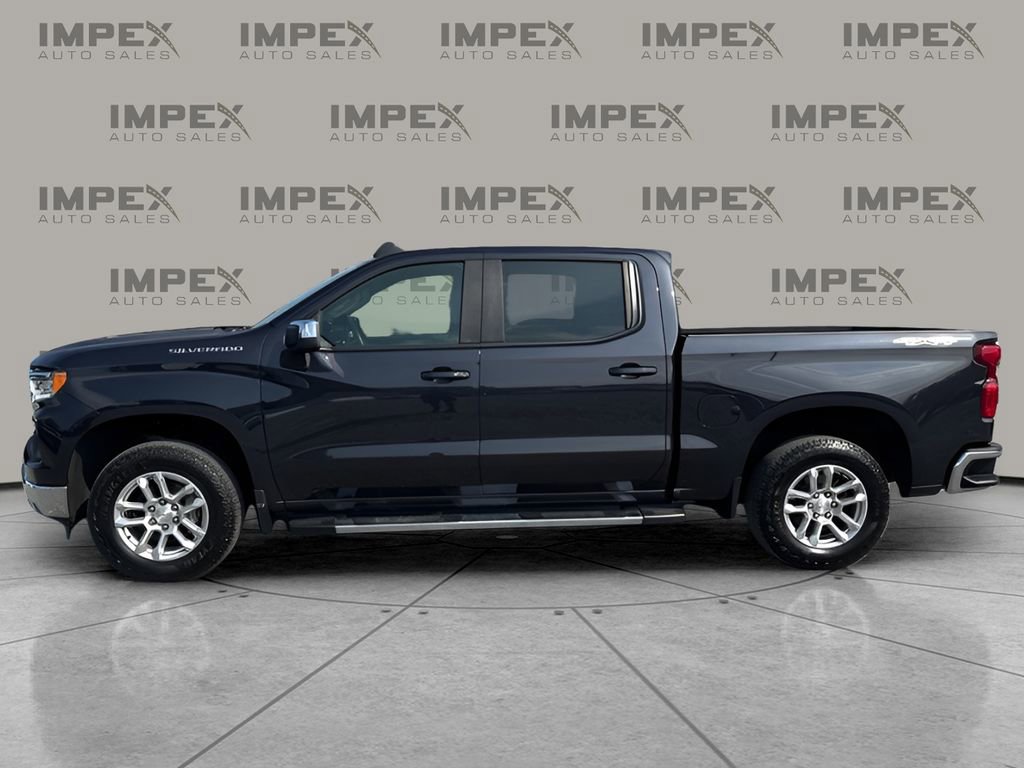 Used 2022 Chevrolet Silverado 1500 LT w/ Protection Package image 2