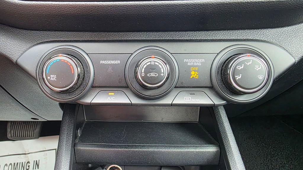 Used 2023 Kia Forte LXS image 34