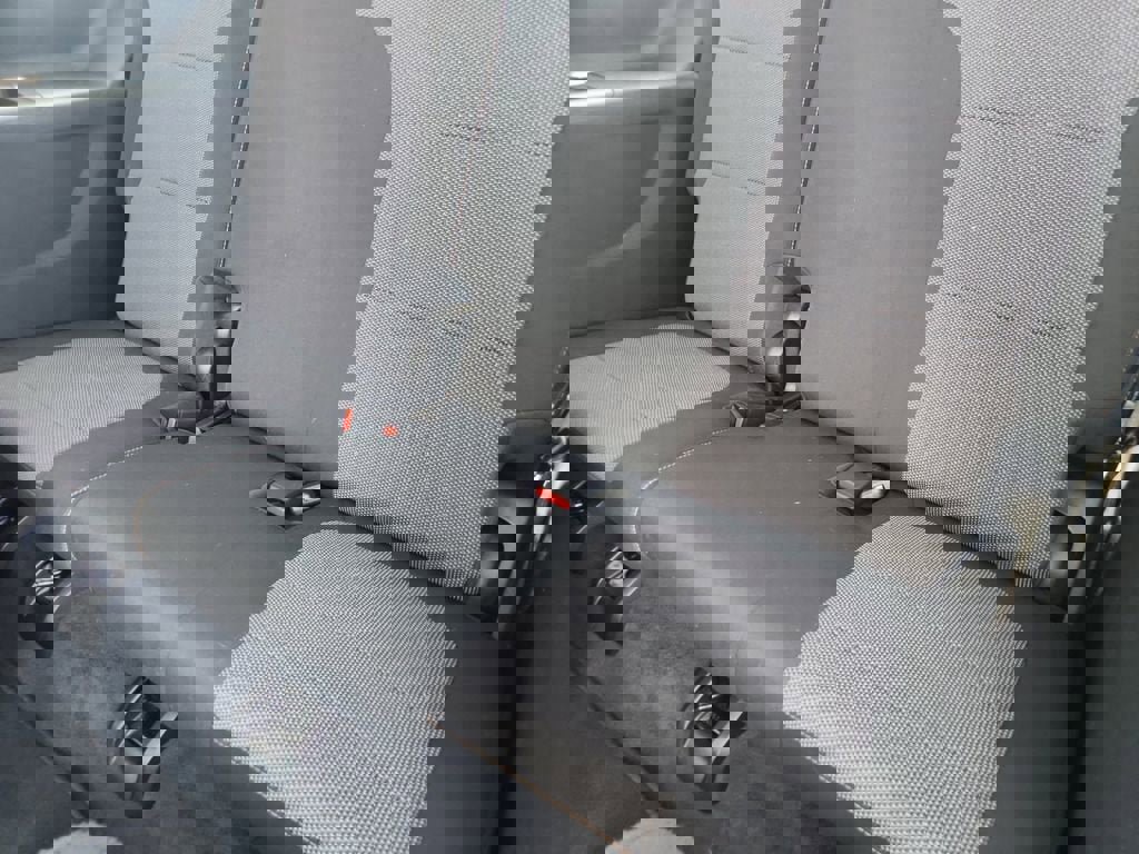 Used 2021 Chevrolet Traverse LT image 20