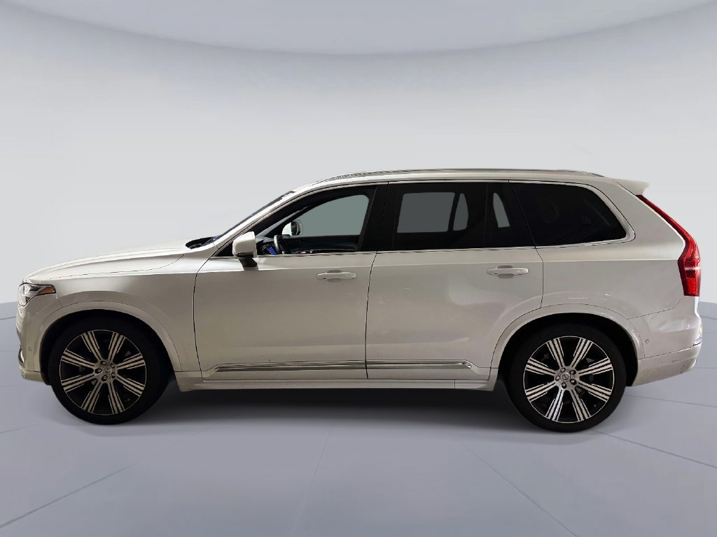 Used 2023 Volvo XC90 B6 Ultimate w/ Protection Package Premier AWD/4WD image 3