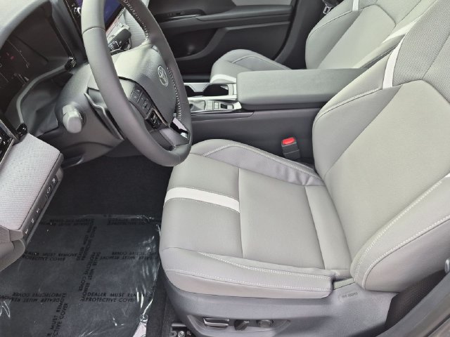 New 2026 Toyota Camry SE w/ Multimedia Upgrade Package FWD image 13