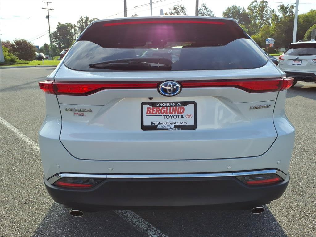 Used 2023 Toyota Venza Limited AWD/4WD image 11