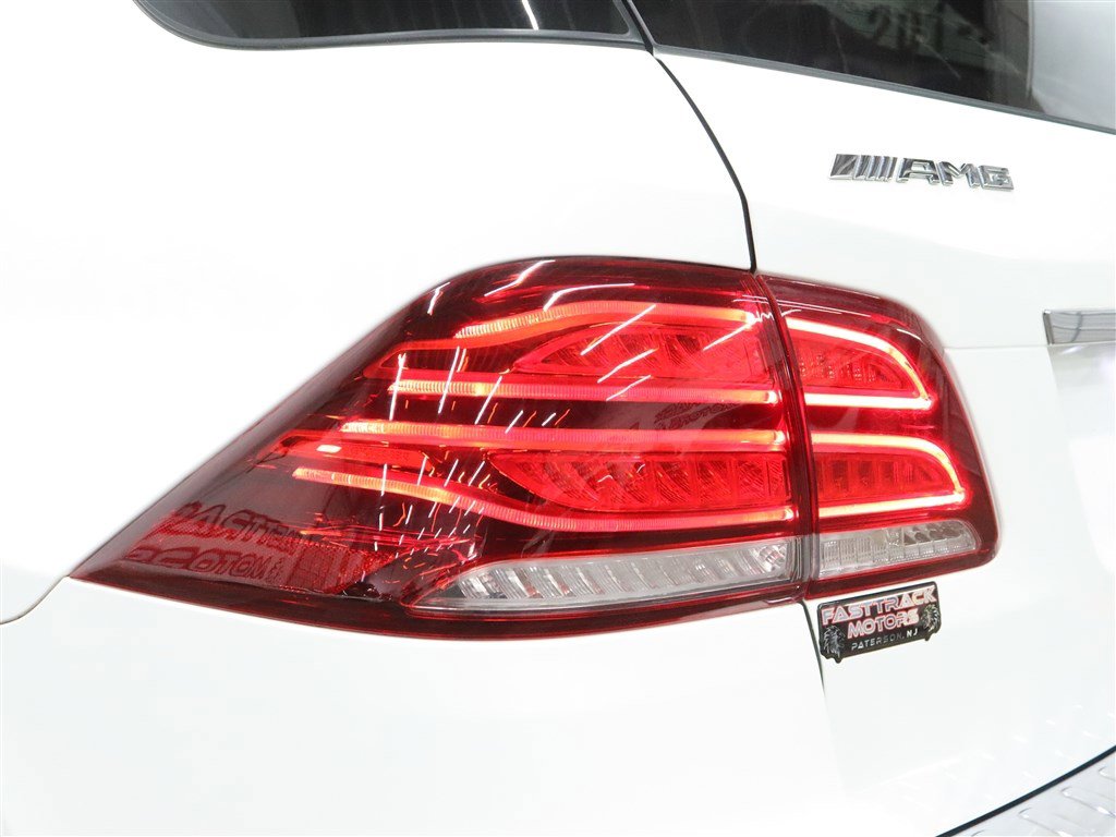 Used 2018 Mercedes-Benz GLE 43 AMG 4MATIC image 12