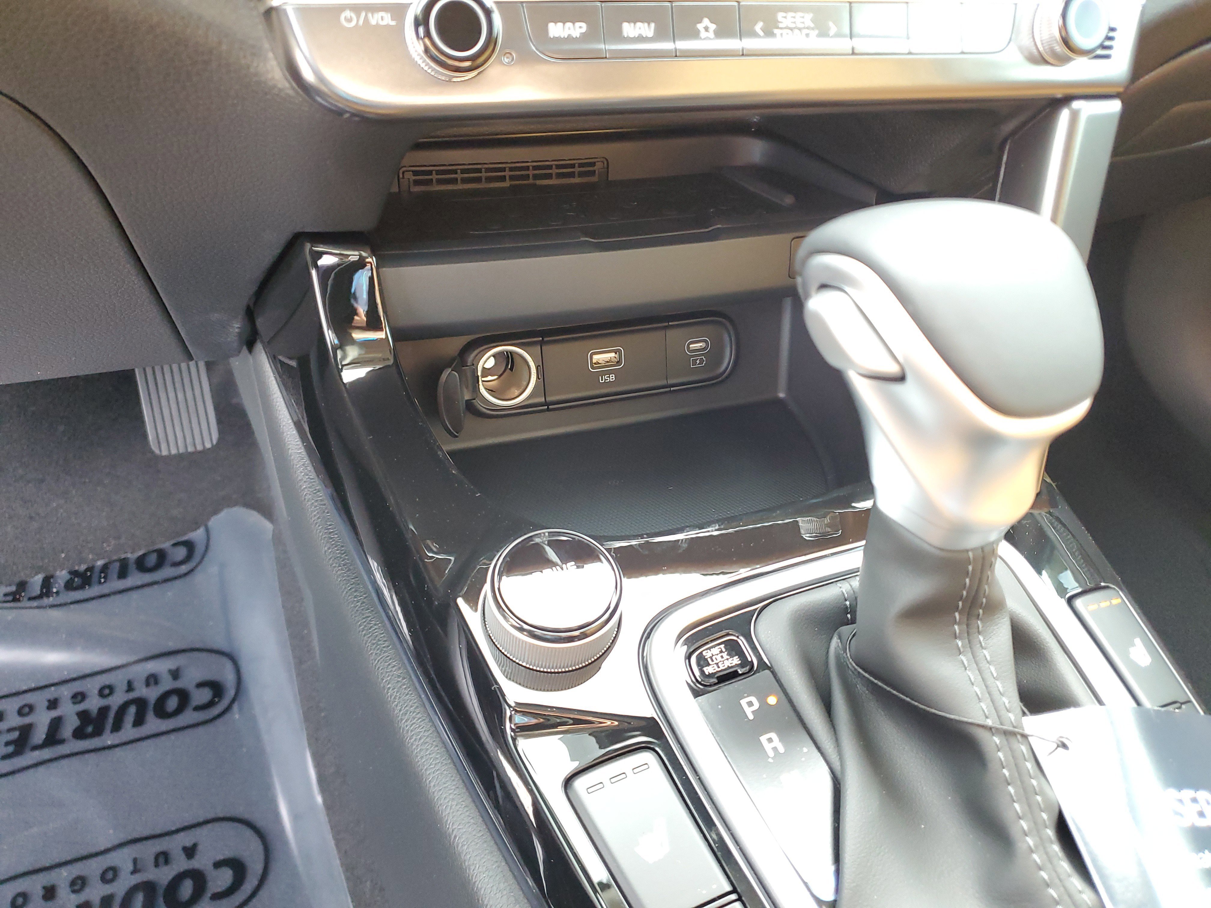 New 2026 Kia Seltos EX w/ EX Sunroof Package image 25