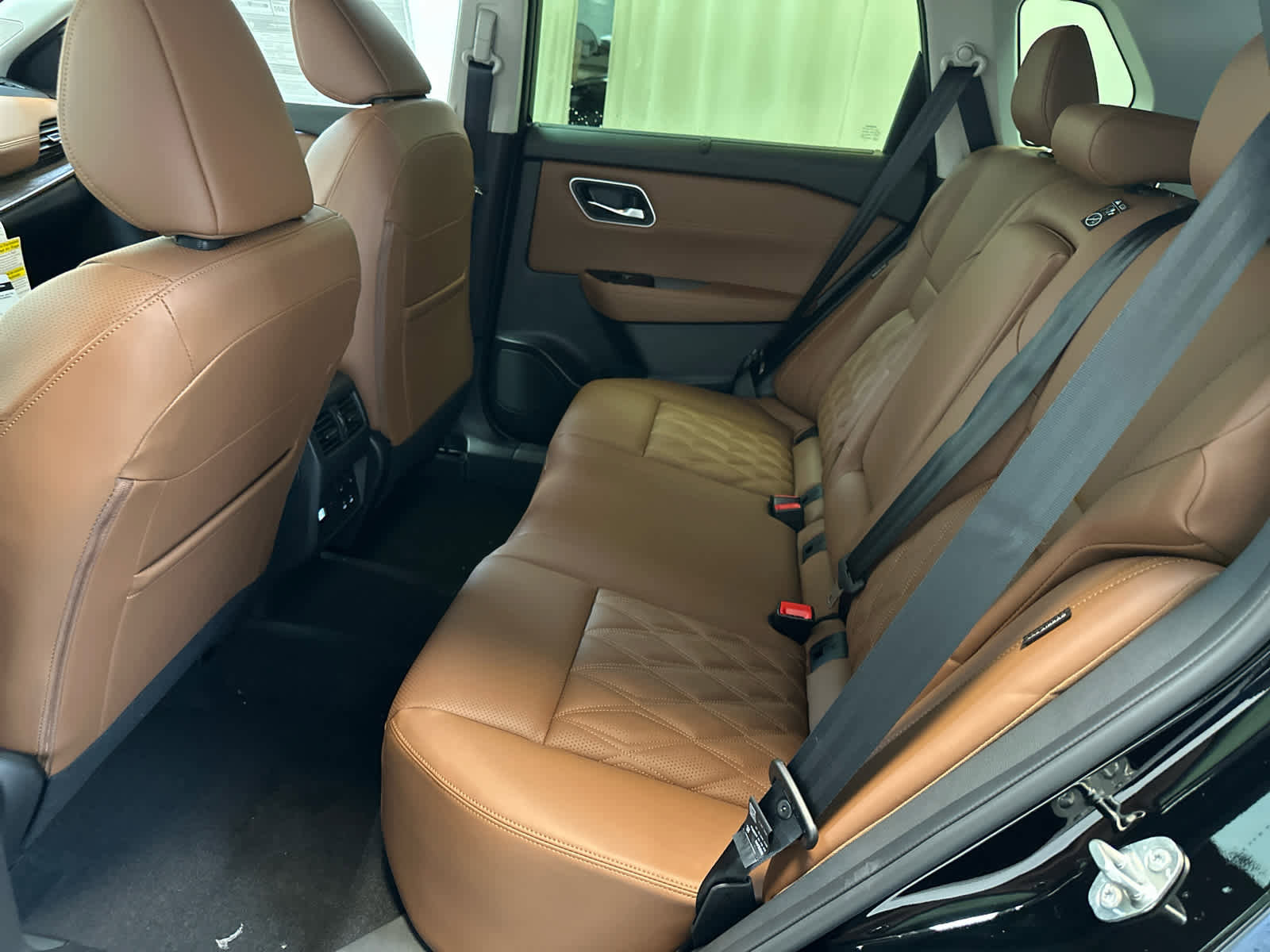 New 2026 Nissan Rogue Platinum image 13