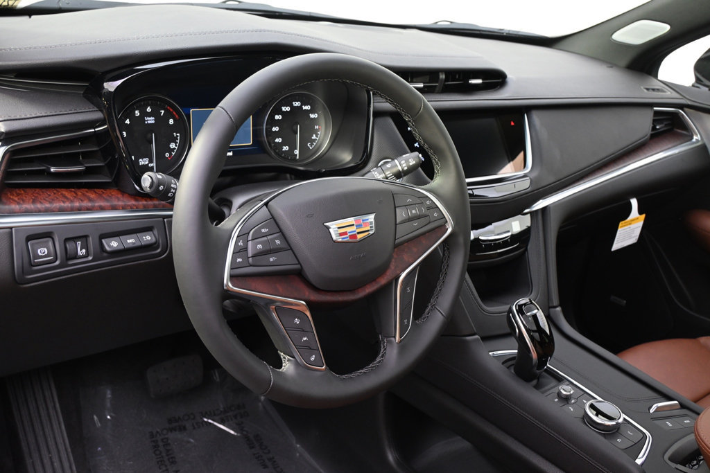 New 2026 Cadillac XT5 Premium Luxury w/ Driver Assist Package AWD/4WD image 11
