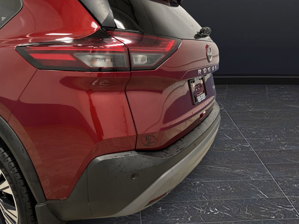 Used 2023 Nissan Rogue SV image 29