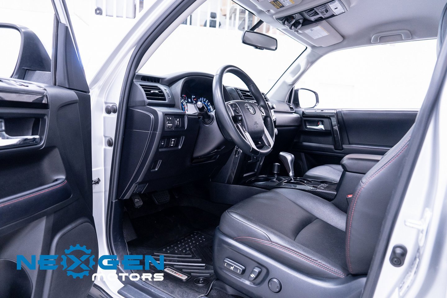 Used 2019 Toyota 4Runner TRD Off-Road Premium image 24