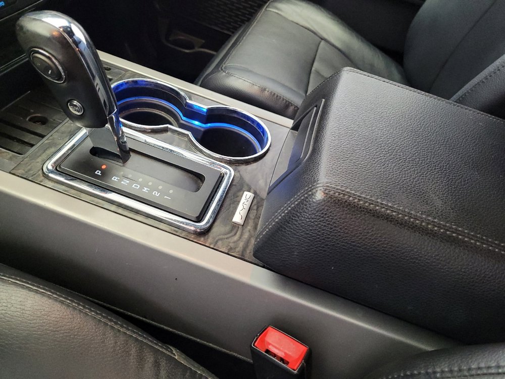 Used 2016 Ford Expedition Limited RWD image 26