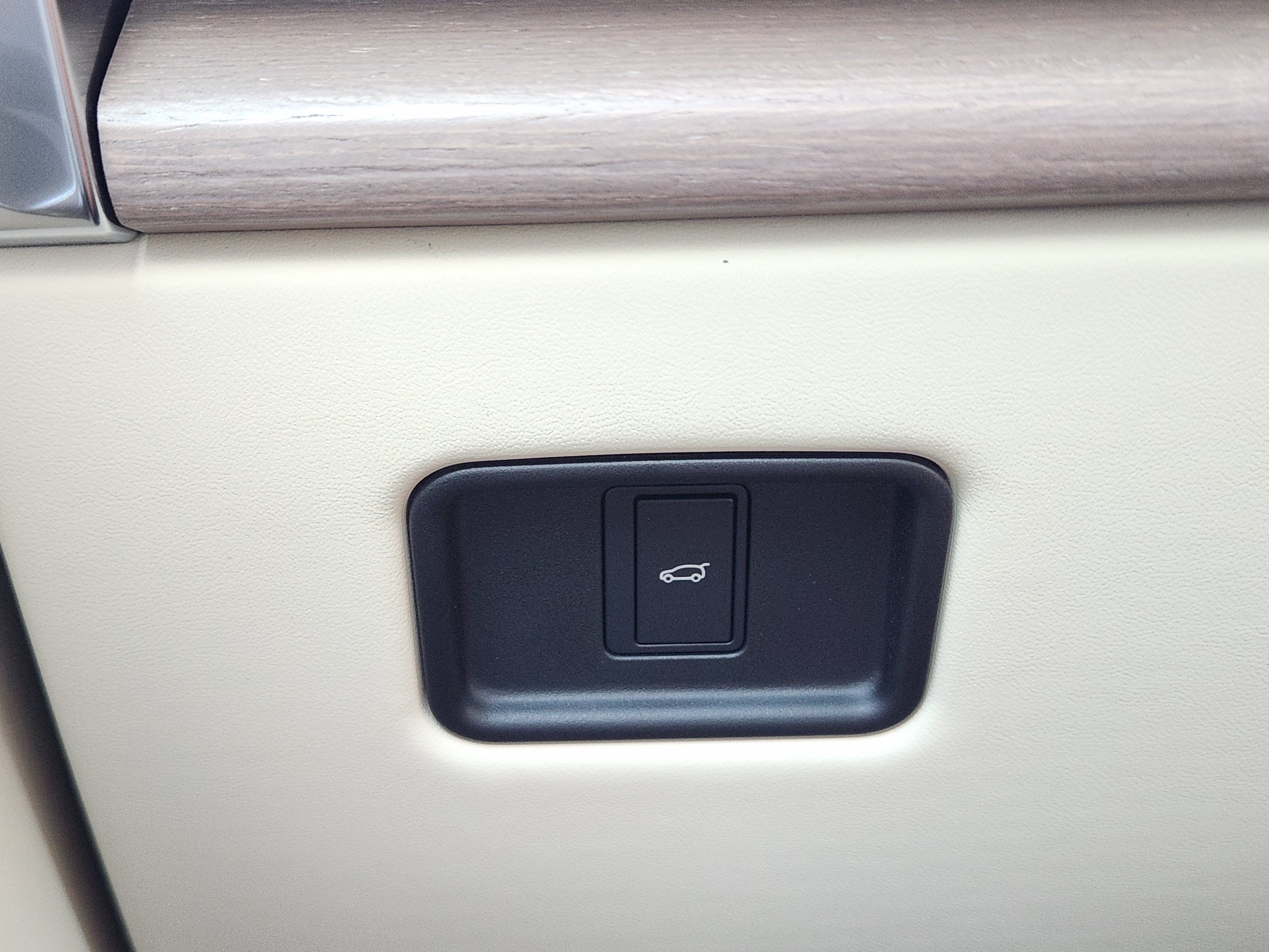New 2026 Land Rover Range Rover SE AWD/4WD image 21
