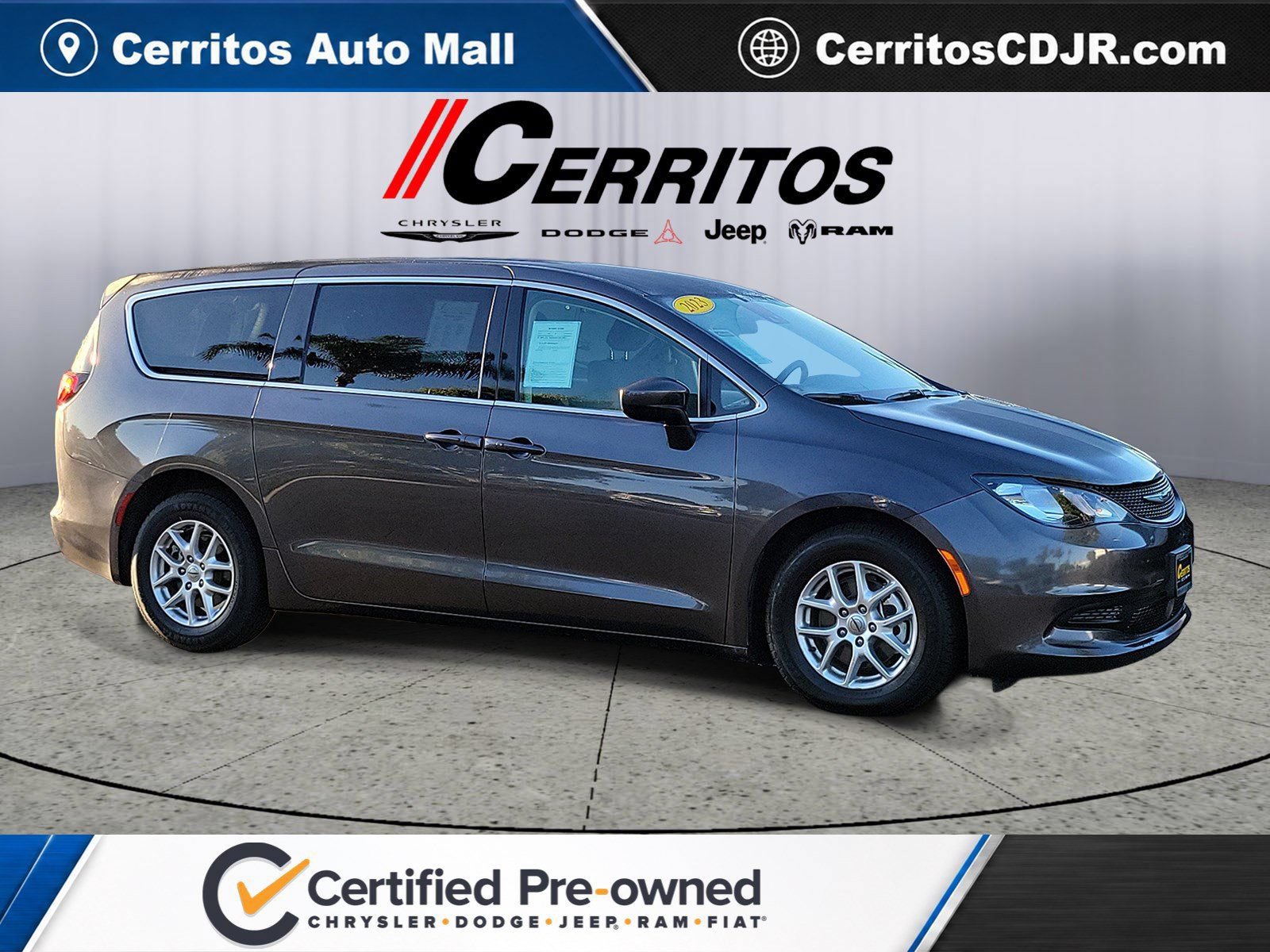 Certified 2023 Chrysler Voyager LX FWD image 1