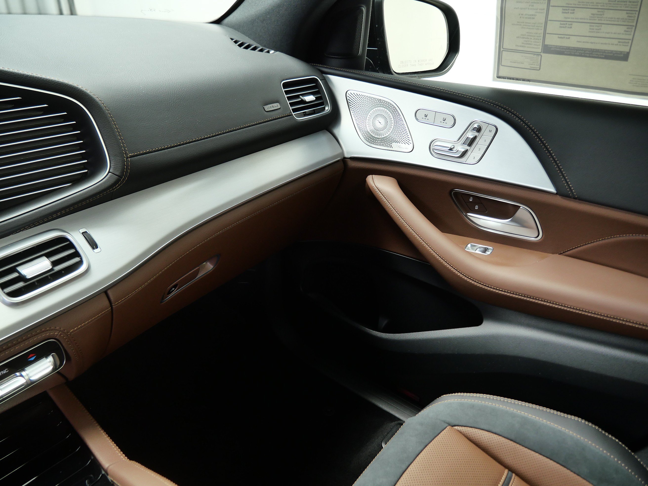 New 2026 Mercedes-Benz GLE 53 AMG 4MATIC Coupe image 11