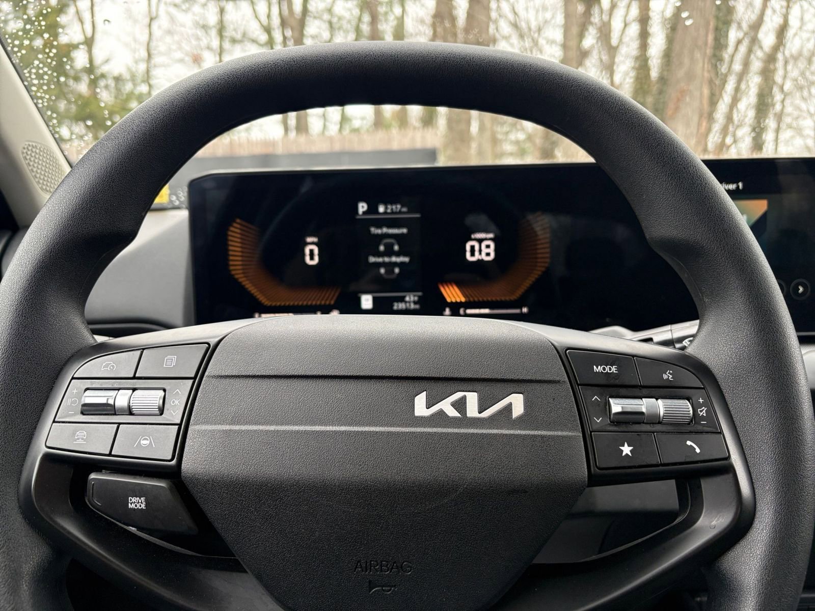 Used 2025 Kia K4 FWD image 25