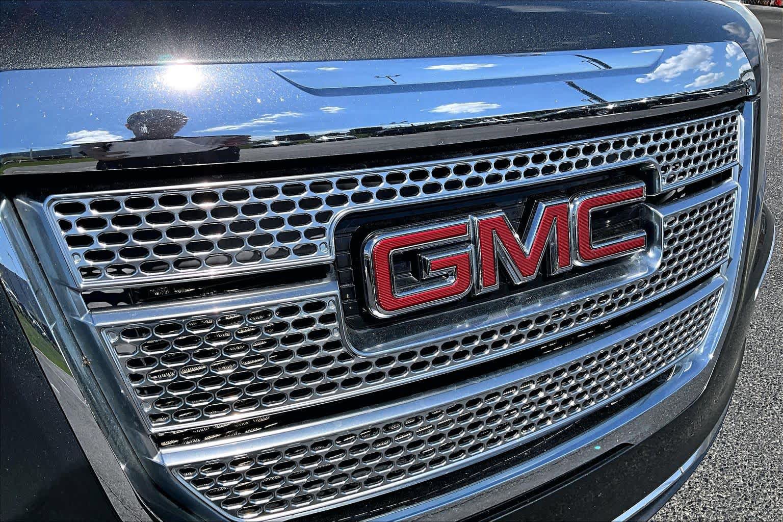 Used 2017 GMC Terrain Denali image 30